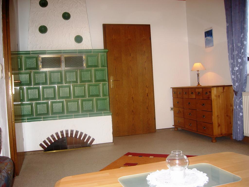Steinwiesen Ferienwohnungen Haus Waltraud מראה חיצוני תמונה